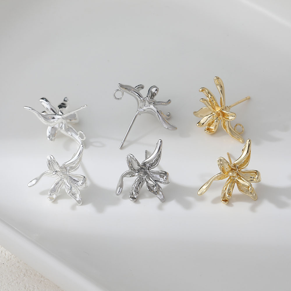 Flower Supplies - Clous d'oreilles en forme de fleur